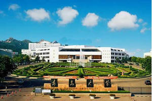 青島大學(xué)